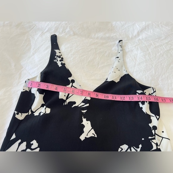 Tibi | SZ 2 | Black White Paint Splatter | Abstract | Sleeveless Tank Camisole - Picture 6 of 9